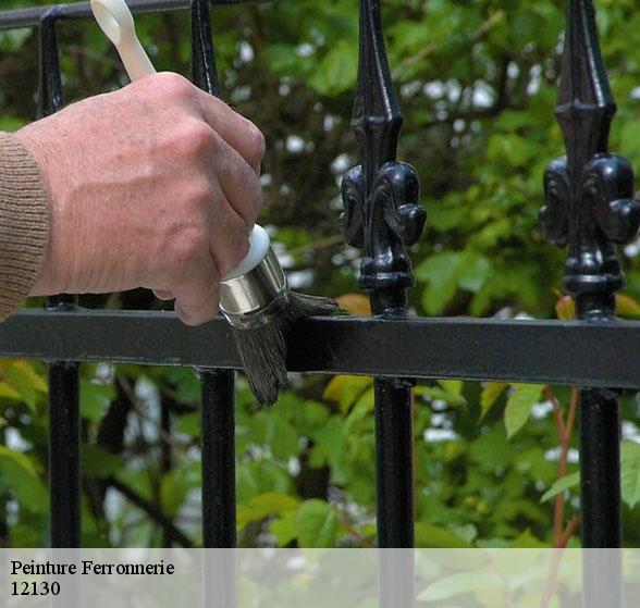 peintre-pour-peinture-ferronnerie-pierrefiche-12130-8