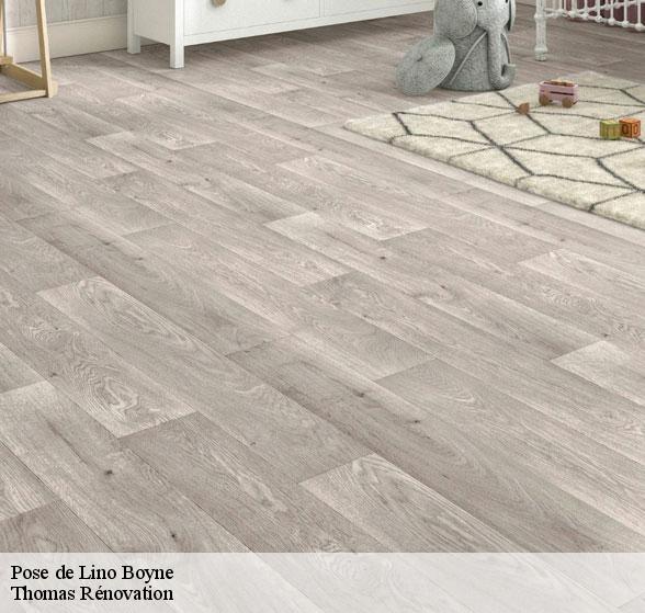 professionnel-de-la-pose-de-lino-boyne-12640-7