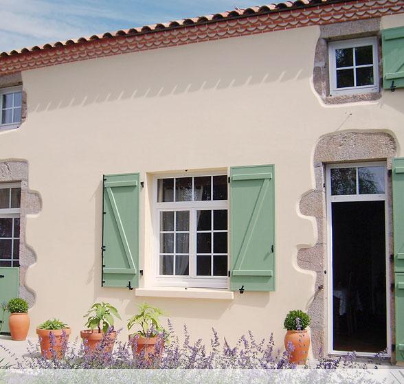 renovation-de-volets-par-un-professionnel-aubin-12110-3